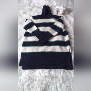 J. Crew Turtleneck Sweater Size Large
